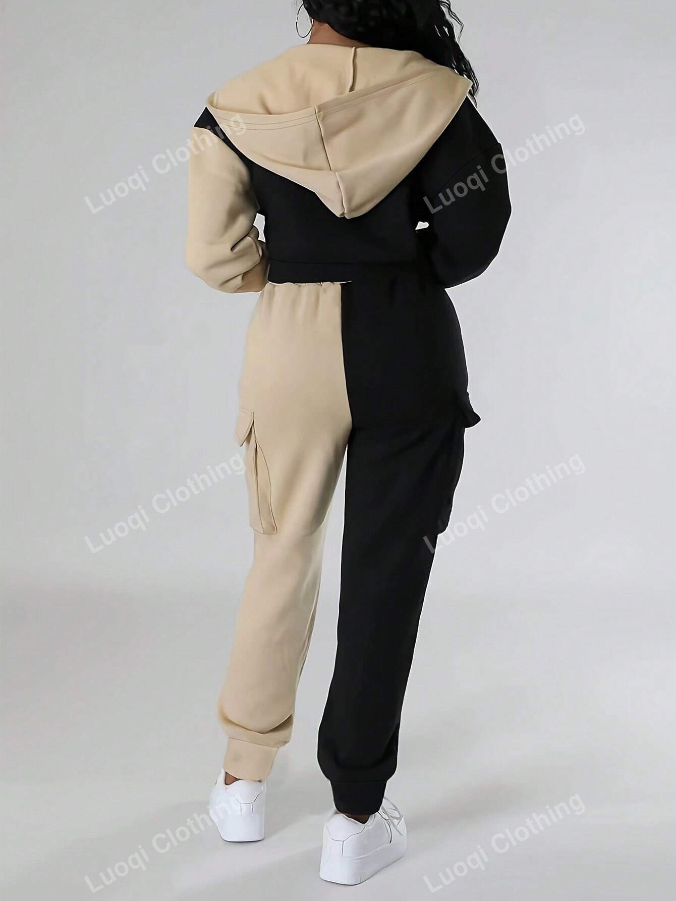 Cozy & Chic: Women's 2-Piece Sporty Fleece-Lined Hoodie & Cargo Sweatpants Set