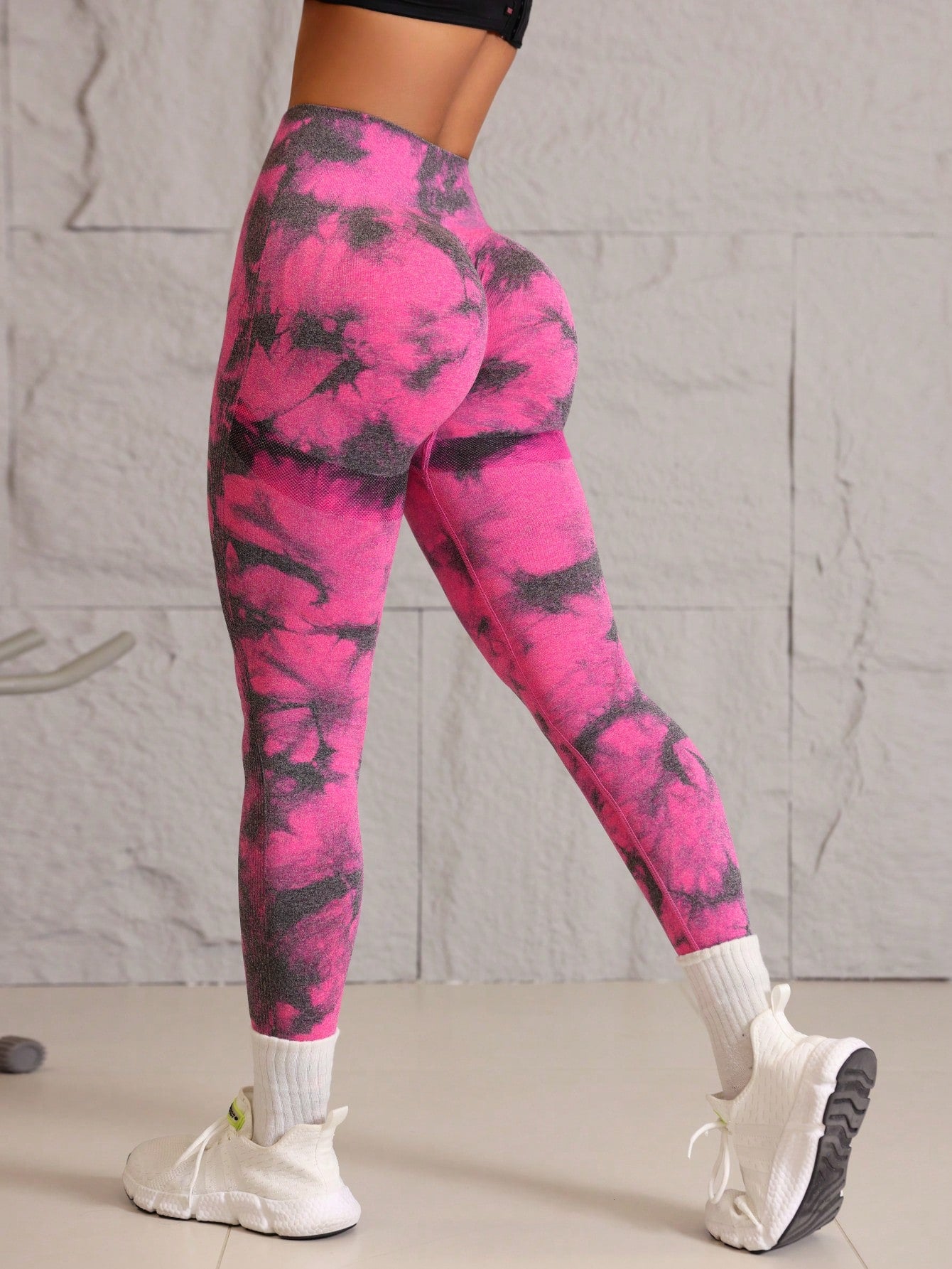 Elevate Your Workout: Seamless High-Waist Solid Color Yoga Leggings